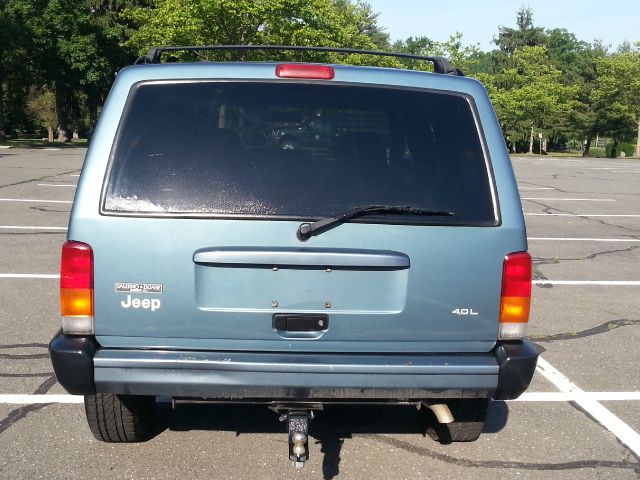 1999 Jeep Cherokee Base GLS LX