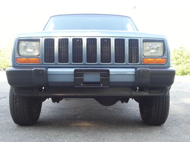 1999 Jeep Cherokee Base GLS LX