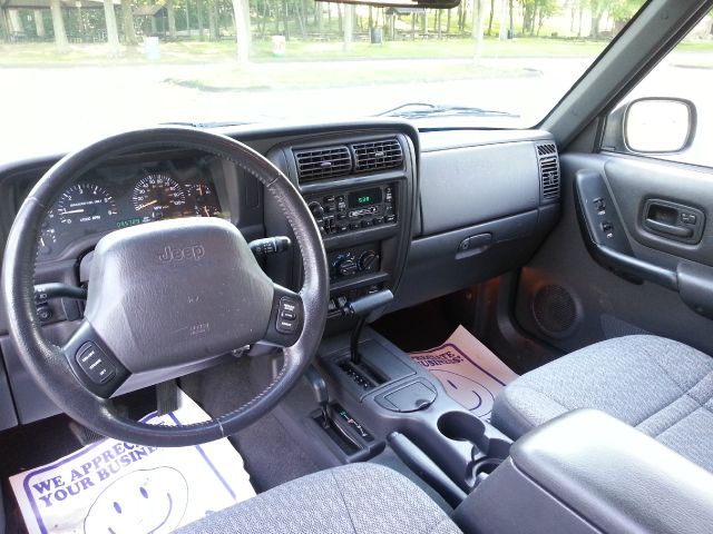 1999 Jeep Cherokee Base GLS LX