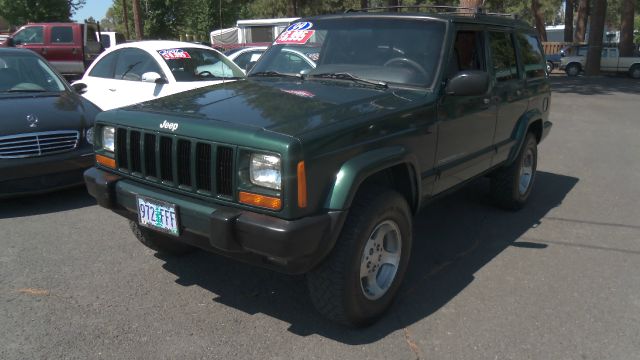 1999 Jeep Cherokee Base GLS LX