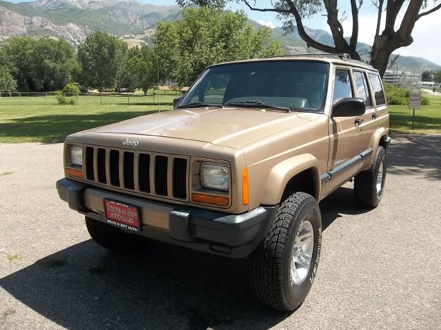 1999 Jeep Cherokee Base GLS LX