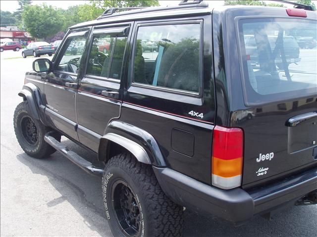 1999 Jeep Cherokee GSX