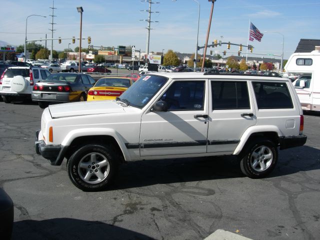 1999 Jeep Cherokee Touring Convertible 2D