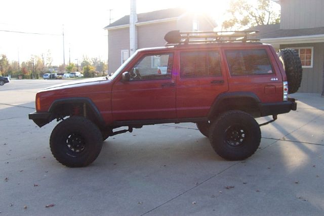 1999 Jeep Cherokee Base GLS LX