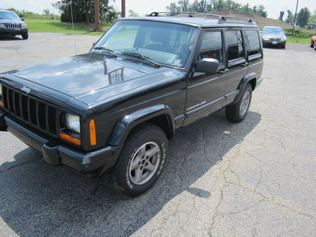 1999 Jeep Cherokee Base GLS LX