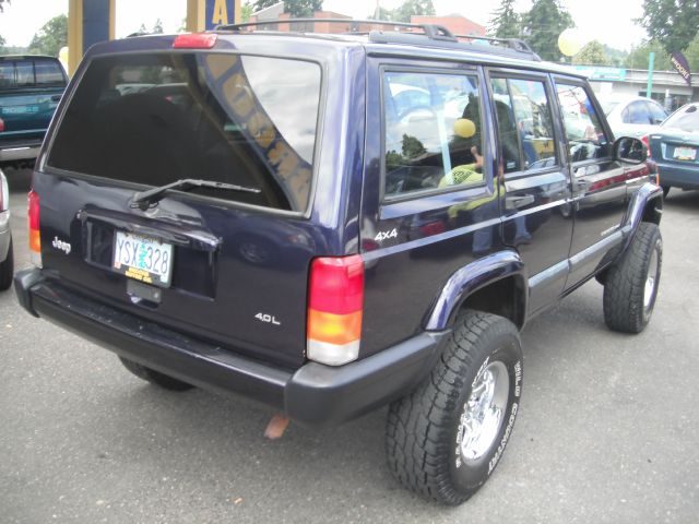 1999 Jeep Cherokee Base GLS LX