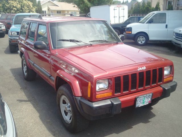 1999 Jeep Cherokee Base GLS LX