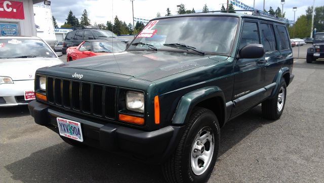 1999 Jeep Cherokee Base GLS LX