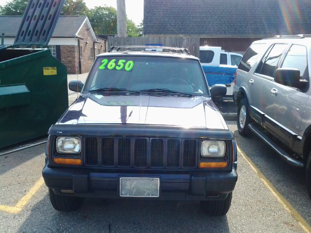 1999 Jeep Cherokee Base GLS LX