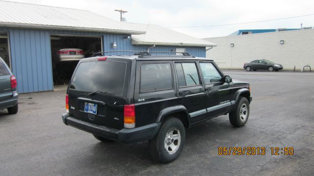 1999 Jeep Cherokee Base GLS LX