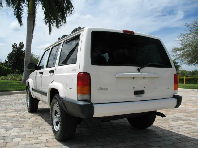 1999 Jeep Cherokee Base GLS LX