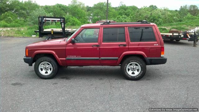 1999 Jeep Cherokee Base GLS LX