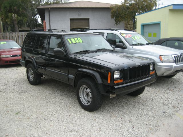 2000 Jeep Cherokee Base GLS LX