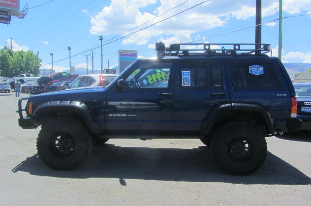 2000 Jeep Cherokee Base GLS LX