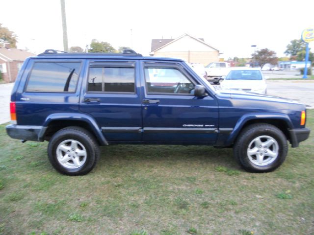 2000 Jeep Cherokee Base GLS LX