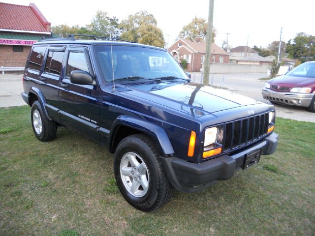 2000 Jeep Cherokee Base GLS LX