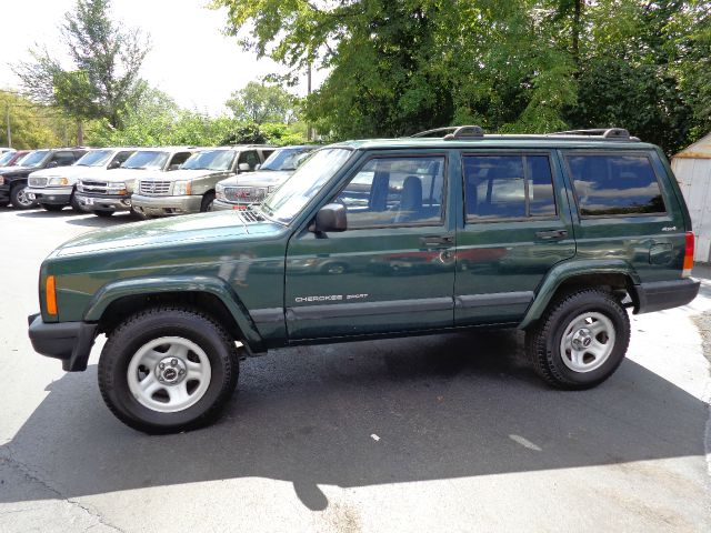 2000 Jeep Cherokee Base GLS LX