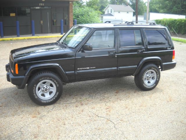 2000 Jeep Cherokee Base GLS LX