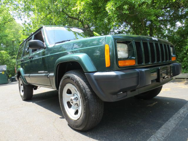 2000 Jeep Cherokee Base GLS LX