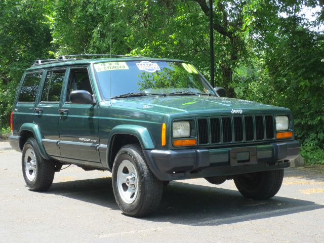 2000 Jeep Cherokee Base GLS LX