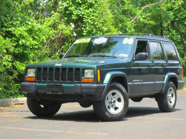 2000 Jeep Cherokee Base GLS LX