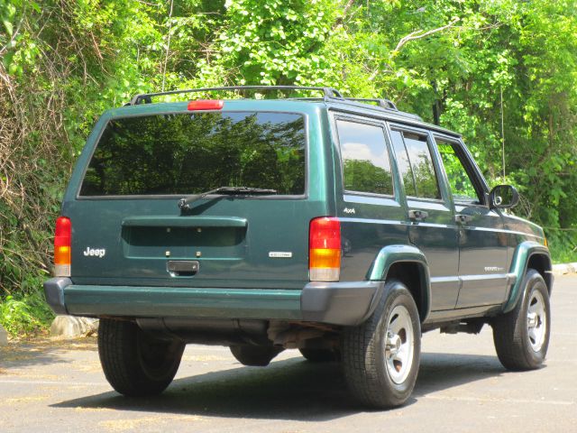 2000 Jeep Cherokee Base GLS LX