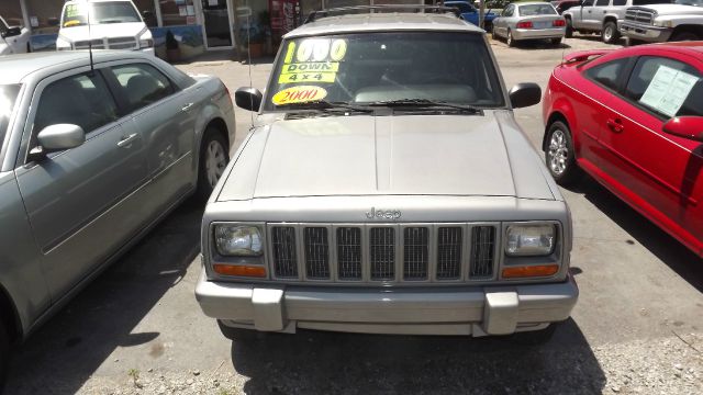 2000 Jeep Cherokee Base GLS LX