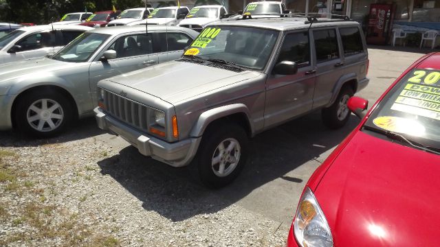 2000 Jeep Cherokee Base GLS LX