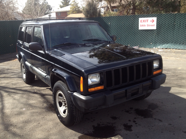 2000 Jeep Cherokee Base GLS LX