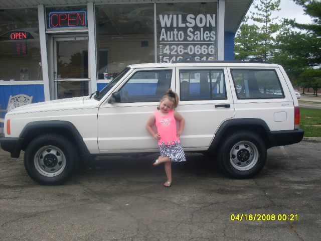 2000 Jeep Cherokee Work - Box Truck