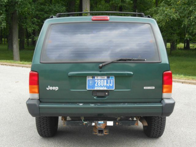 2000 Jeep Cherokee Base GLS LX