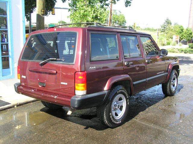 2000 Jeep Cherokee Base GLS LX