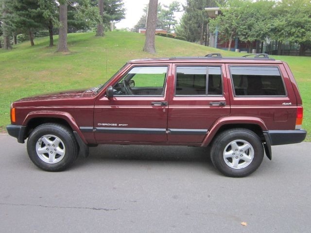 2000 Jeep Cherokee Base GLS LX