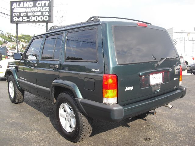 2000 Jeep Cherokee Base GLS LX