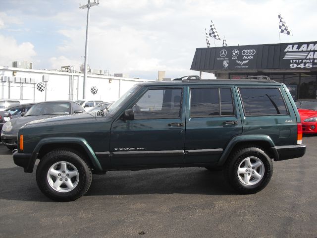 2000 Jeep Cherokee Base GLS LX