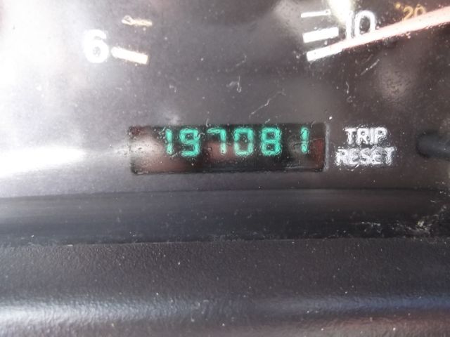 2000 Jeep Cherokee Base GLS LX