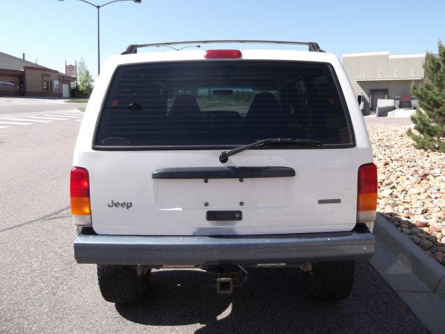 2000 Jeep Cherokee Base GLS LX