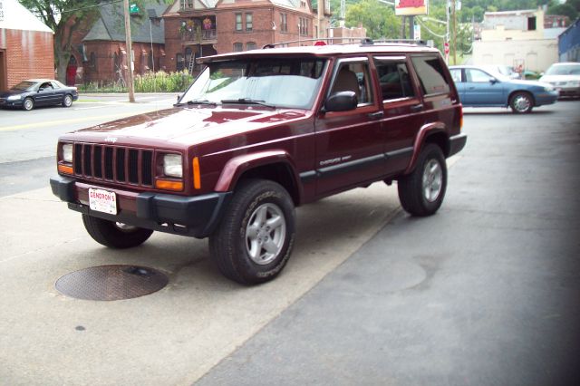 2000 Jeep Cherokee Base GLS LX