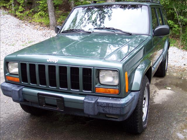 2000 Jeep Cherokee Bucket