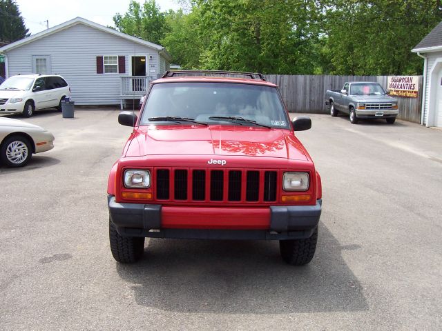 2000 Jeep Cherokee Base GLS LX