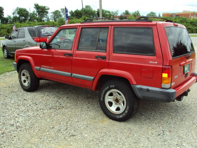 2000 Jeep Cherokee Base GLS LX