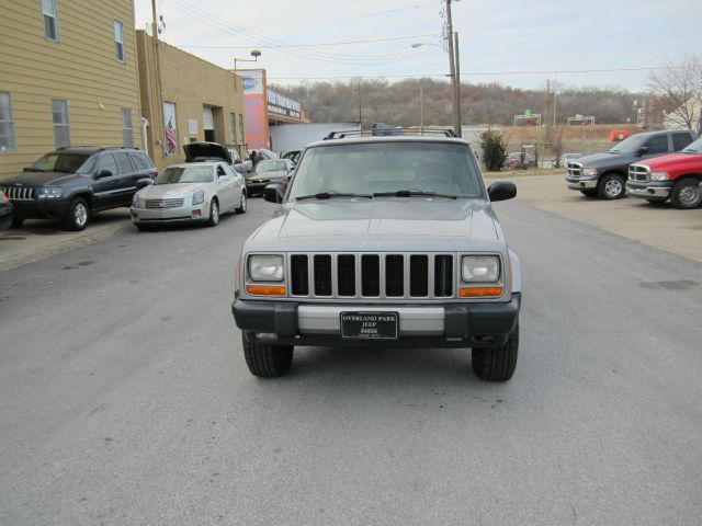 2000 Jeep Cherokee Base GLS LX