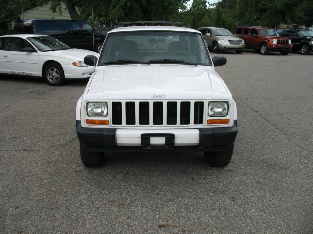 2000 Jeep Cherokee Base GLS LX