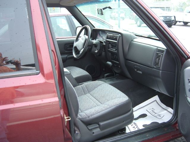 2001 Jeep Cherokee Base GLS LX