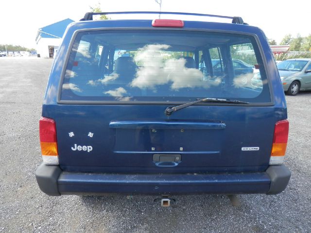 2001 Jeep Cherokee Base GLS LX