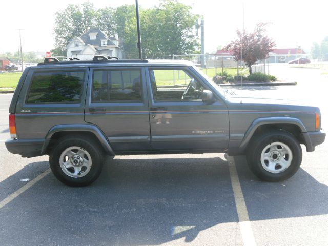 2001 Jeep Cherokee Base GLS LX