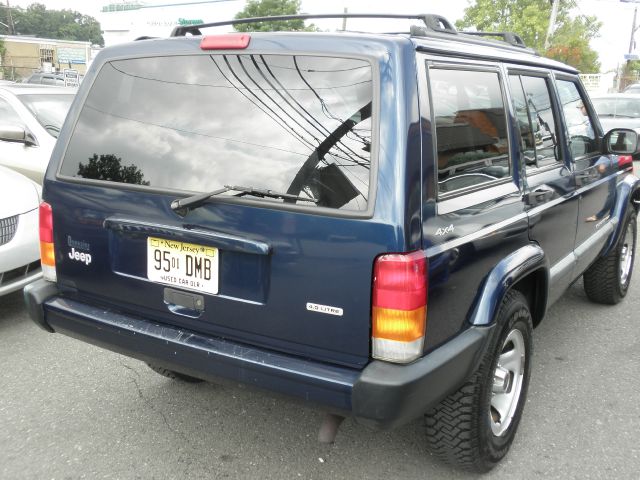 2001 Jeep Cherokee Base GLS LX