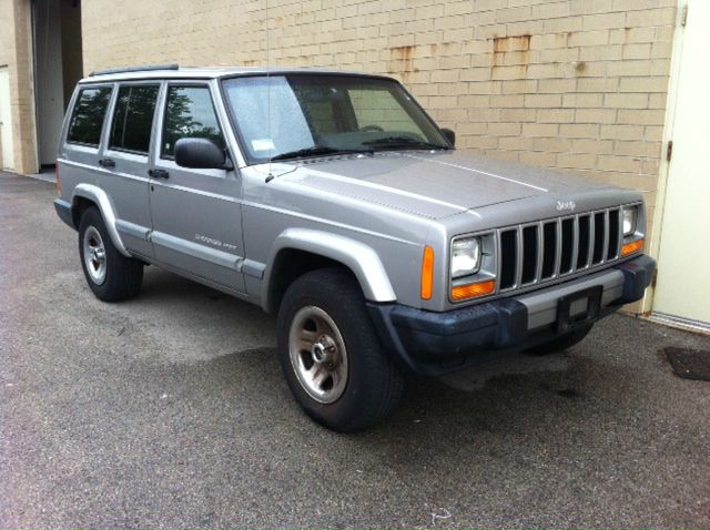 2001 Jeep Cherokee Base GLS LX