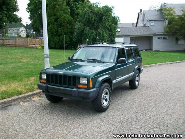 2001 Jeep Cherokee Base GLS LX