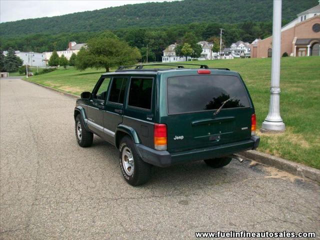 2001 Jeep Cherokee Base GLS LX